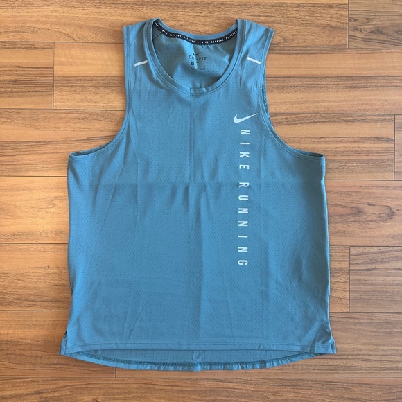 Nike Blue Workout/Run Tank - Picture 1 of 3